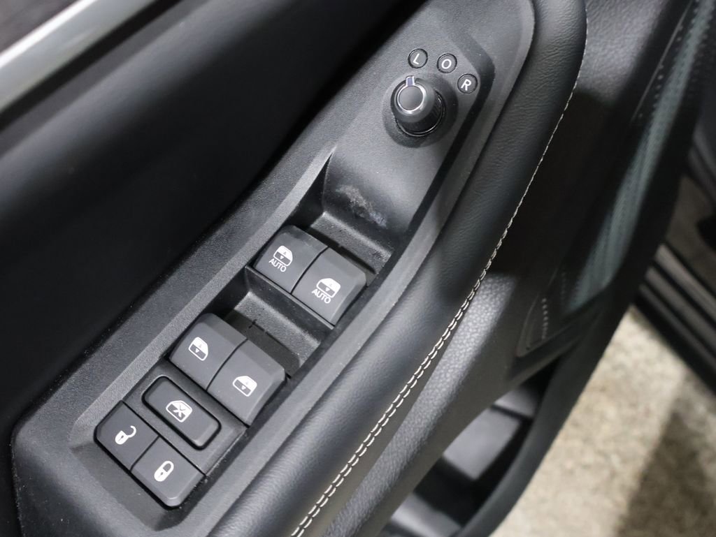 Used 2023 Jeep Grand Cherokee L Limited w/ Trailer Tow Group (B) image 15