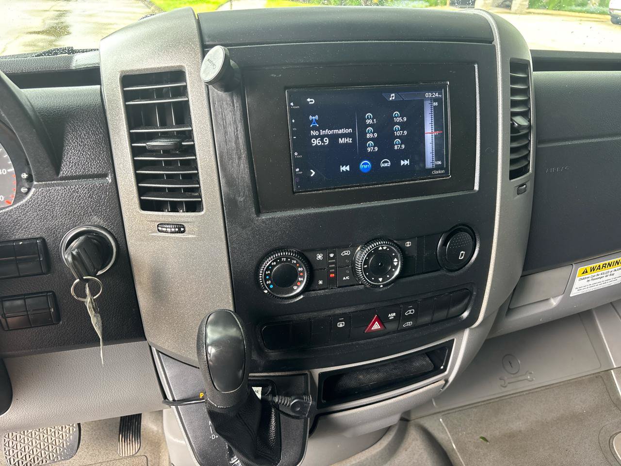 Used 2013 Mercedes-Benz Sprinter 2500 image 14