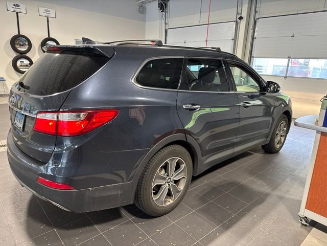 Used 2013 Hyundai Santa Fe GLS FWD image 11
