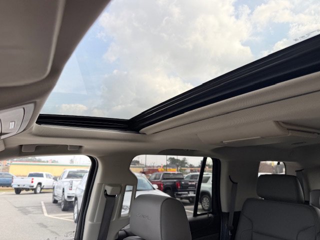 Used 2020 GMC Yukon Denali w/ Open Road Package image 29