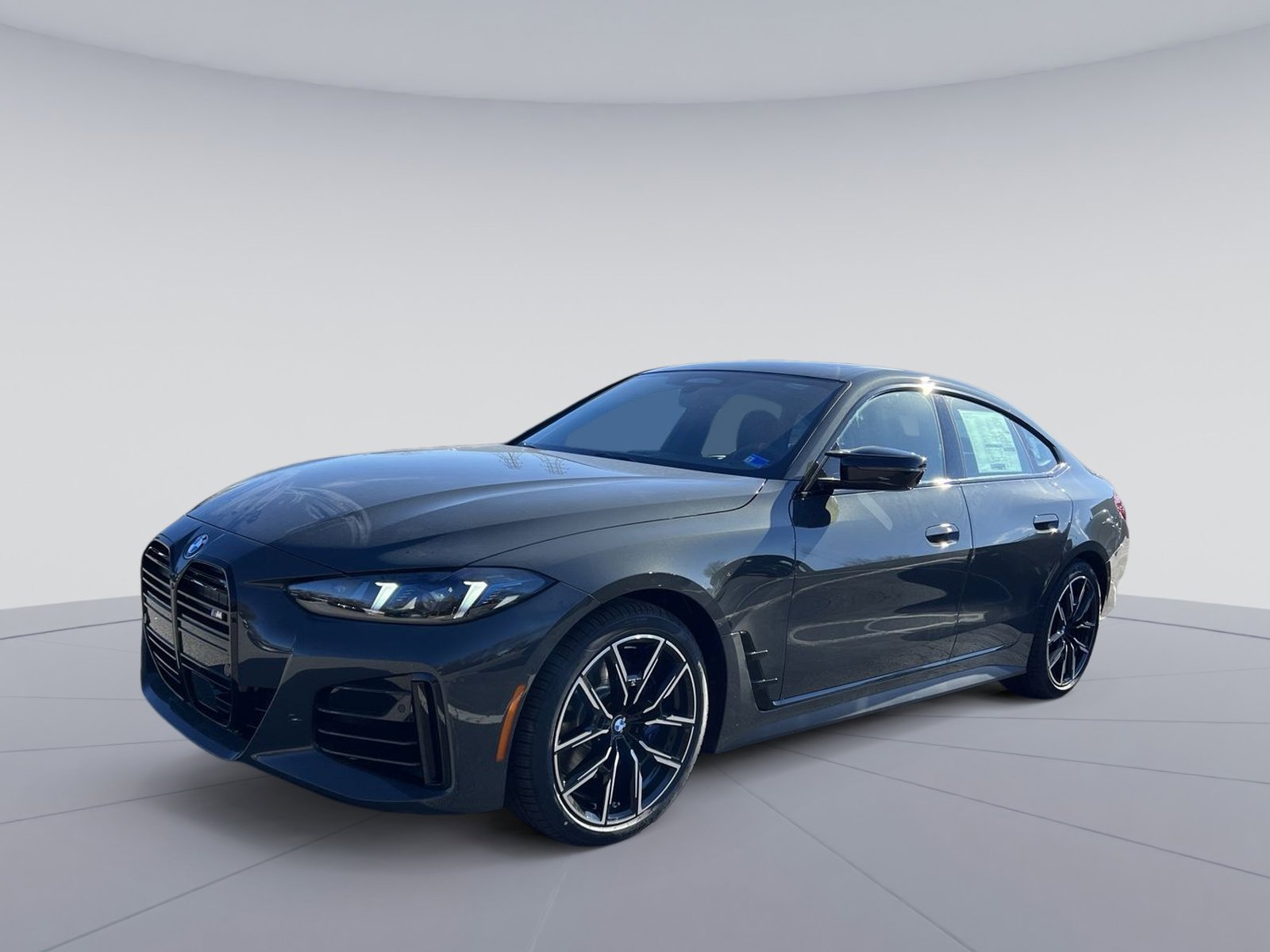 New 2026 BMW 440i xDrive w/ Premium Package