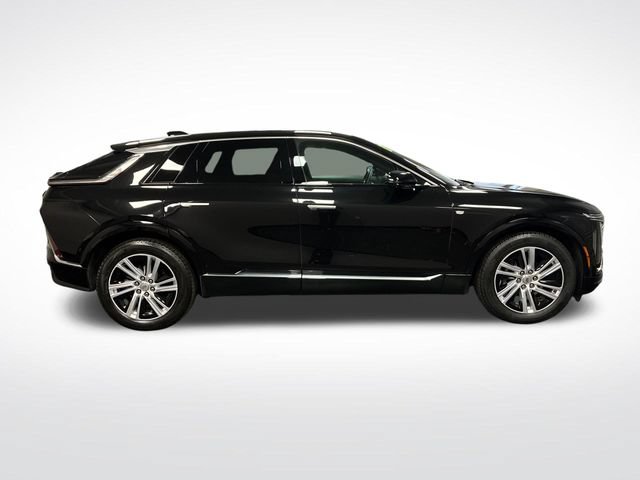 Certified 2024 Cadillac Lyriq Tech w/ Driver Assist Package AWD/4WD image 6