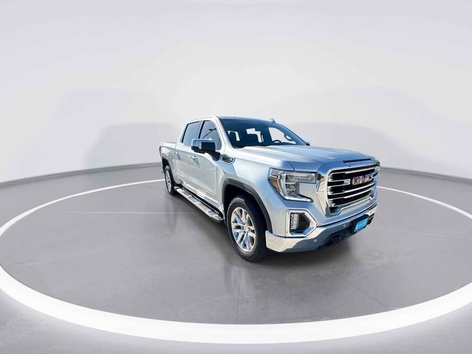 Used 2021 GMC Sierra 1500 SLT w/ SLT Premium Plus Package AWD/4WD image 2
