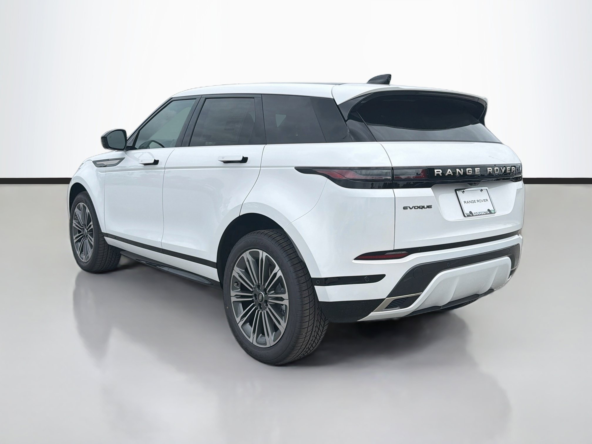 New 2026 Land Rover Range Rover Evoque Hoxton AWD/4WD image 3