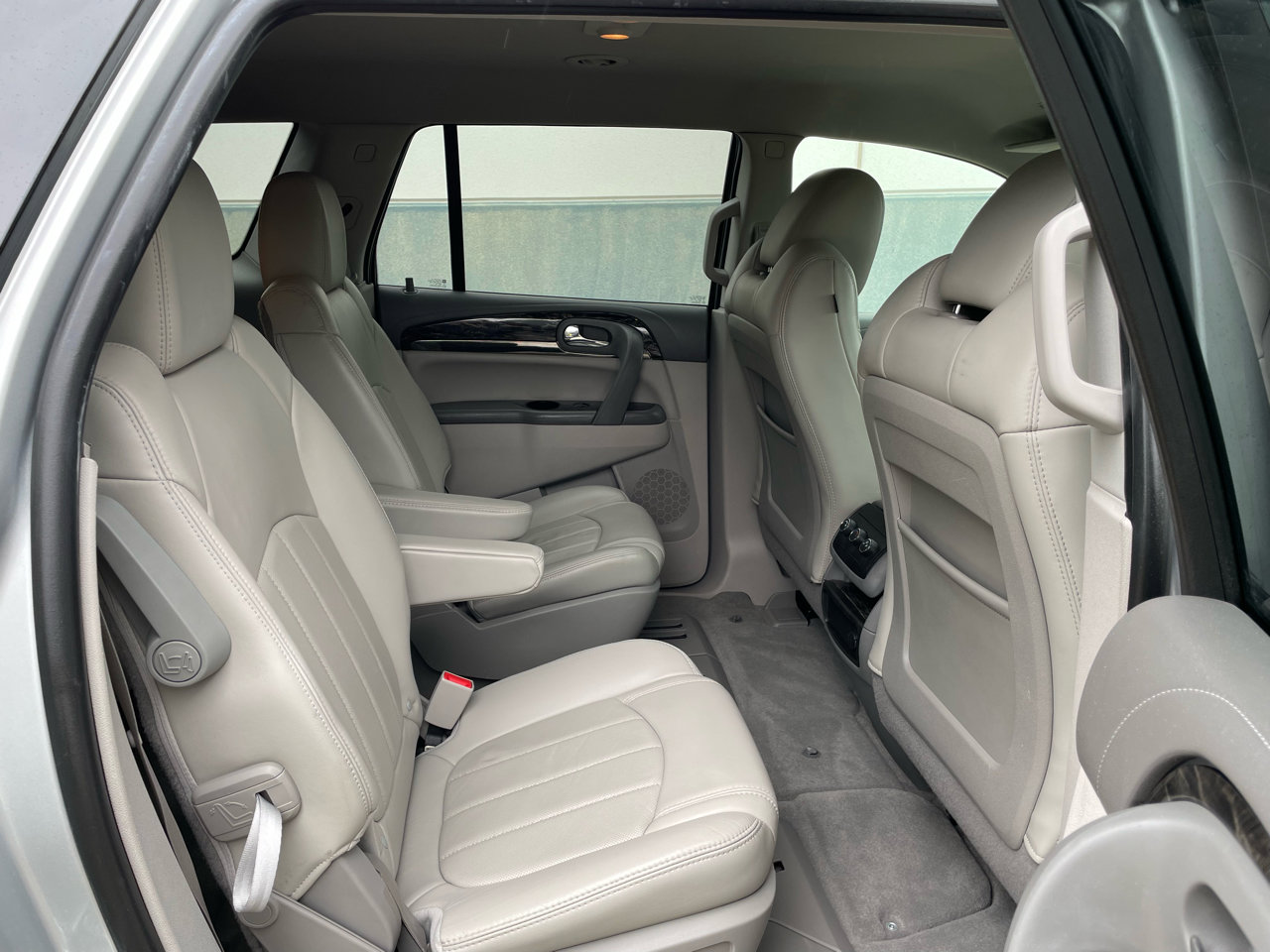 Used 2013 Buick Enclave Leather image 18