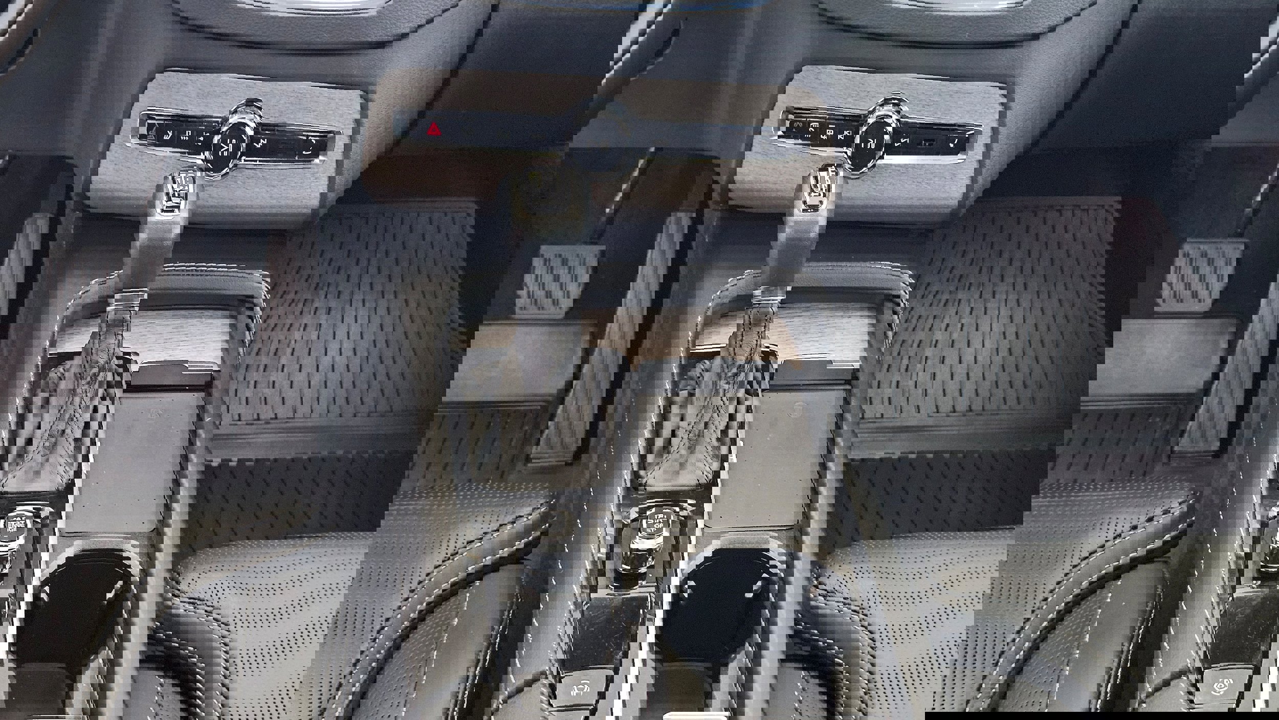 Certified 2022 Volvo XC90 T6 Inscription w/ Climate Package image 27