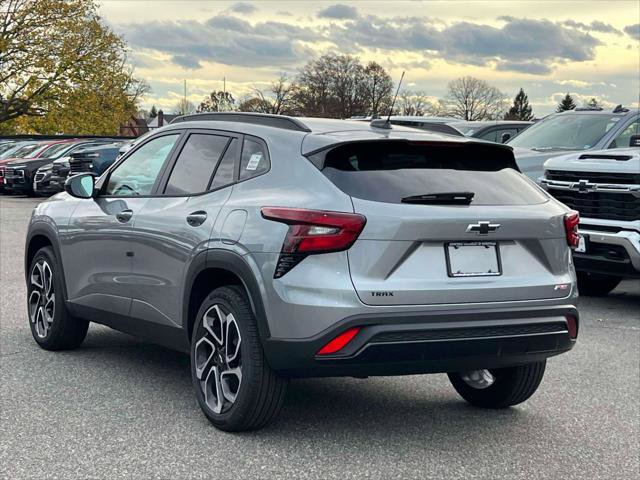 New 2026 Chevrolet Trax RS image 4