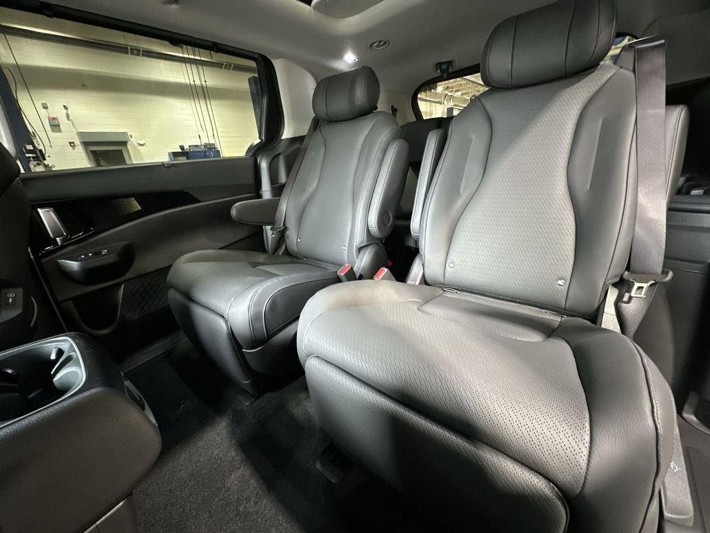 New 2026 Kia Carnival SX Prestige image 16
