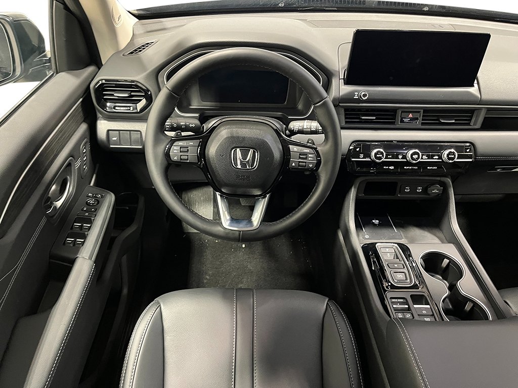 New 2026 Honda Pilot Touring image 12