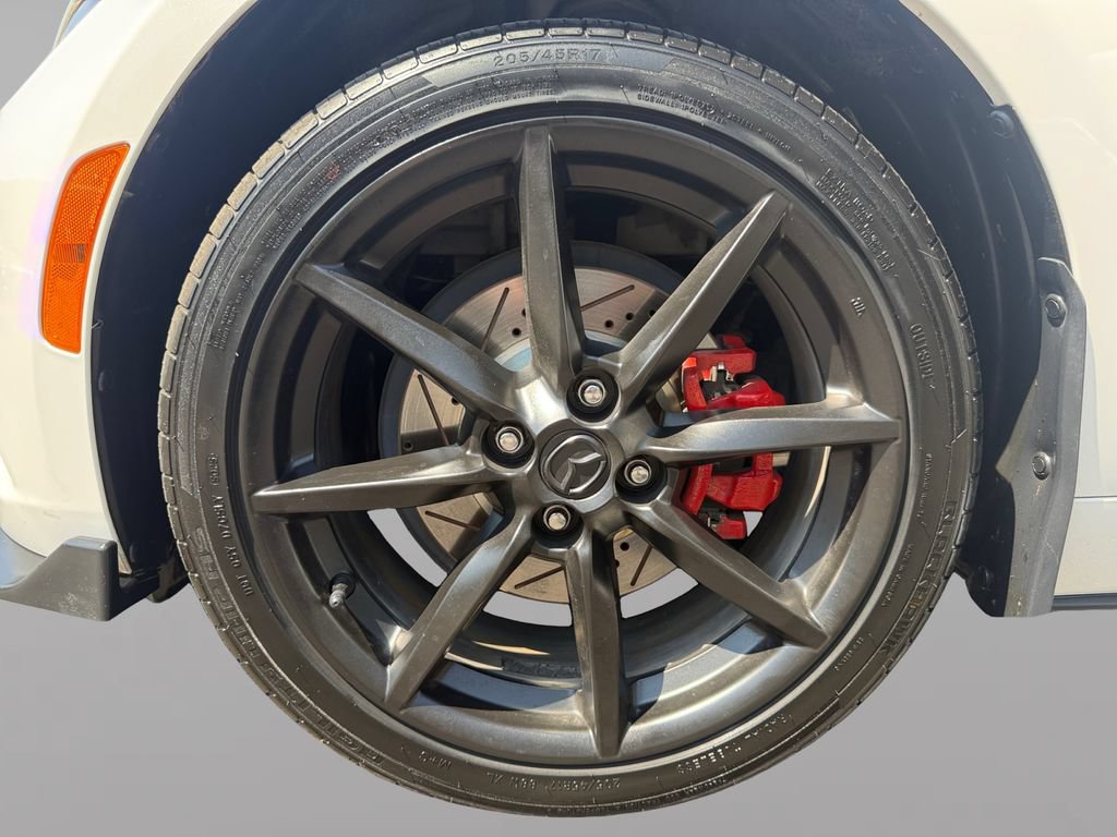 Used 2017 MAZDA MX-5 Miata RF Grand Touring RWD image 16