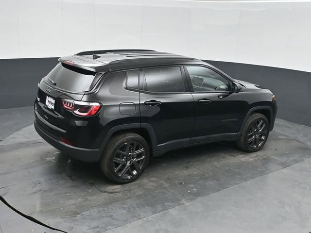 New 2026 Jeep Compass Latitude image 31