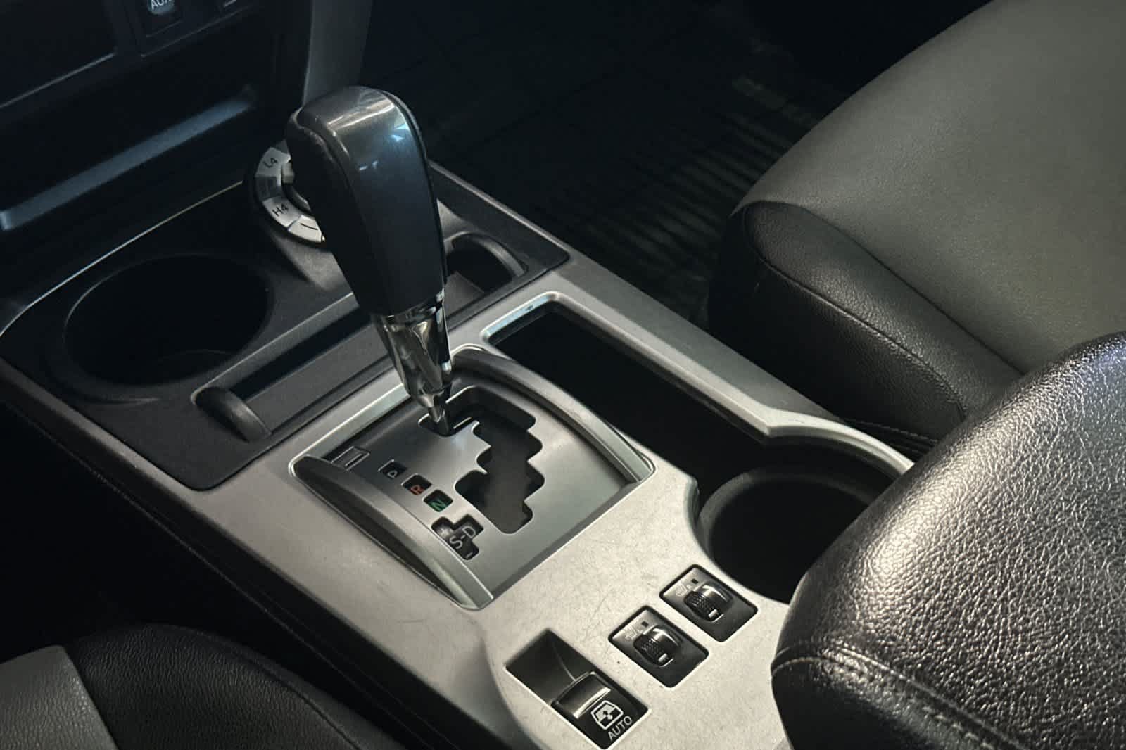 Used 2018 Toyota 4Runner SR5 Premium AWD/4WD image 23