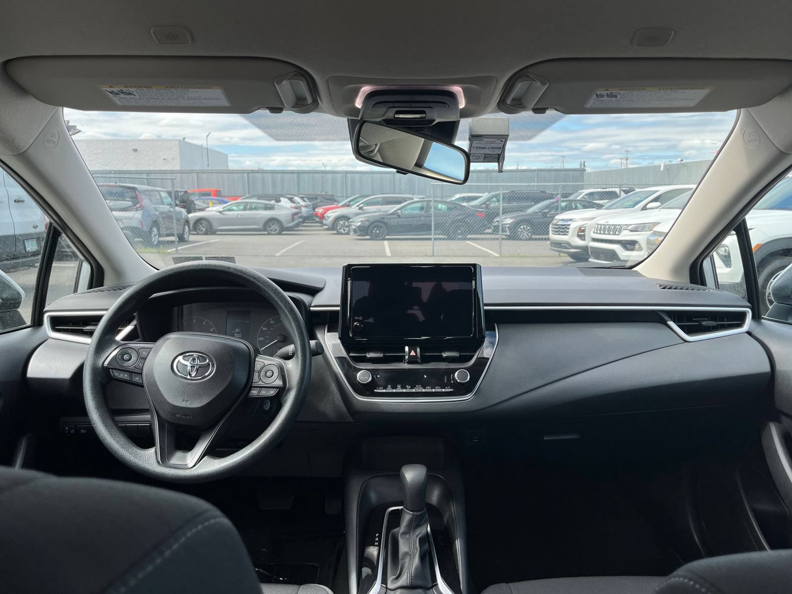 Used 2025 Toyota Corolla LE FWD image 32