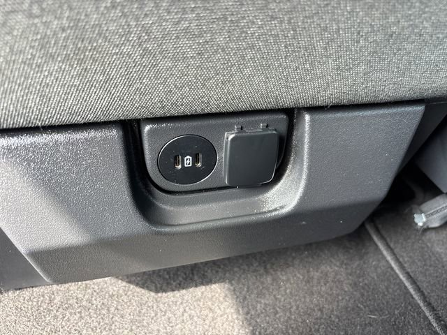 Used 2025 Ford F150 XLT w/ Equipment Group 301A Standard image 15