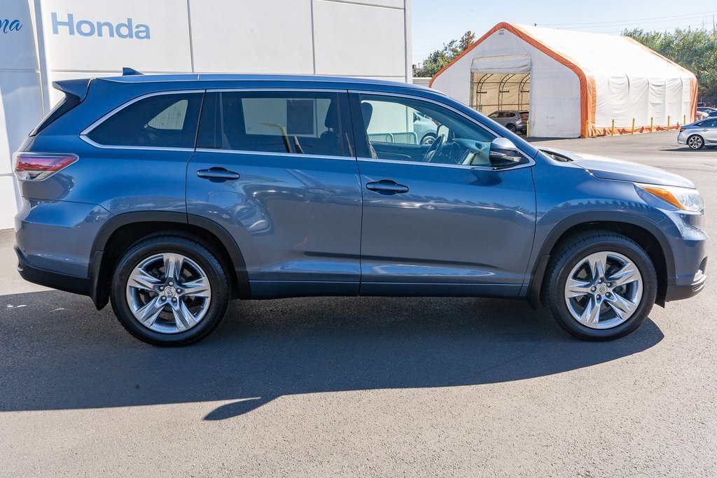Used 2014 Toyota Highlander Limited image 16
