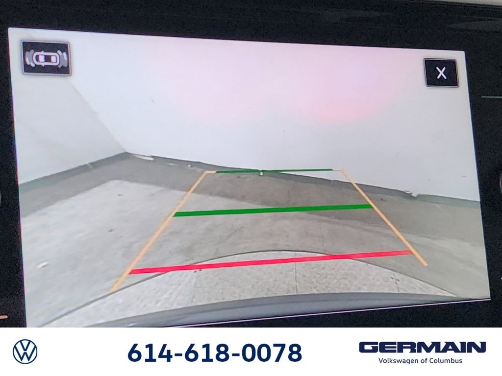 Used 2022 Volkswagen Atlas Cross Sport SEL Premium R-Line image 35