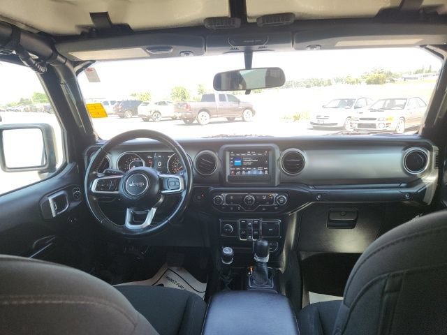 Used 2020 Jeep Gladiator Sport w/ Technology Group AWD/4WD image 26