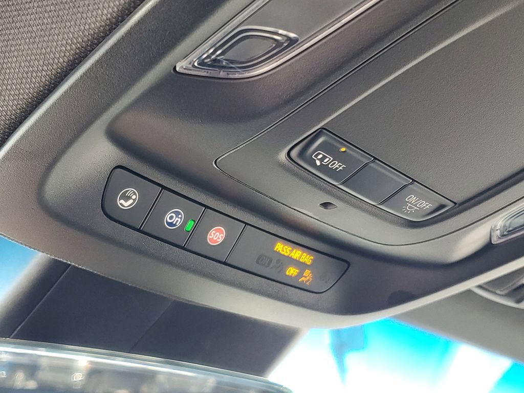 Used 2025 Cadillac CT4 Luxury image 19