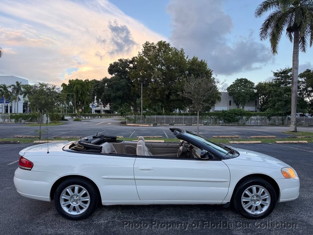 Used 2004 Chrysler Sebring GTC FWD image 14
