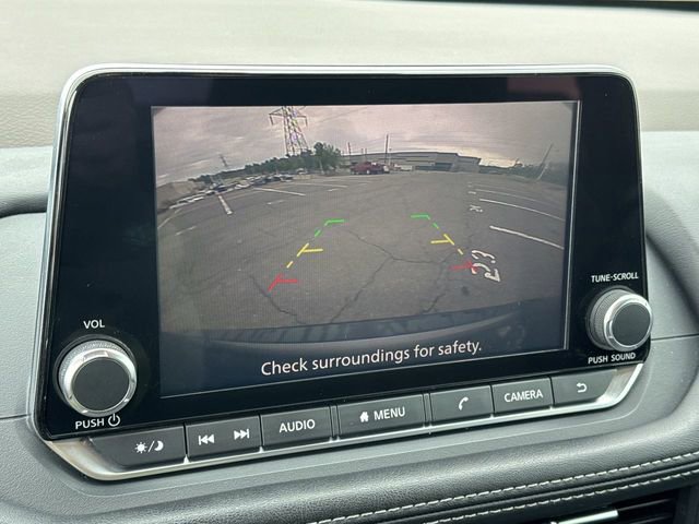 Used 2021 Nissan Rogue S AWD/4WD image 16