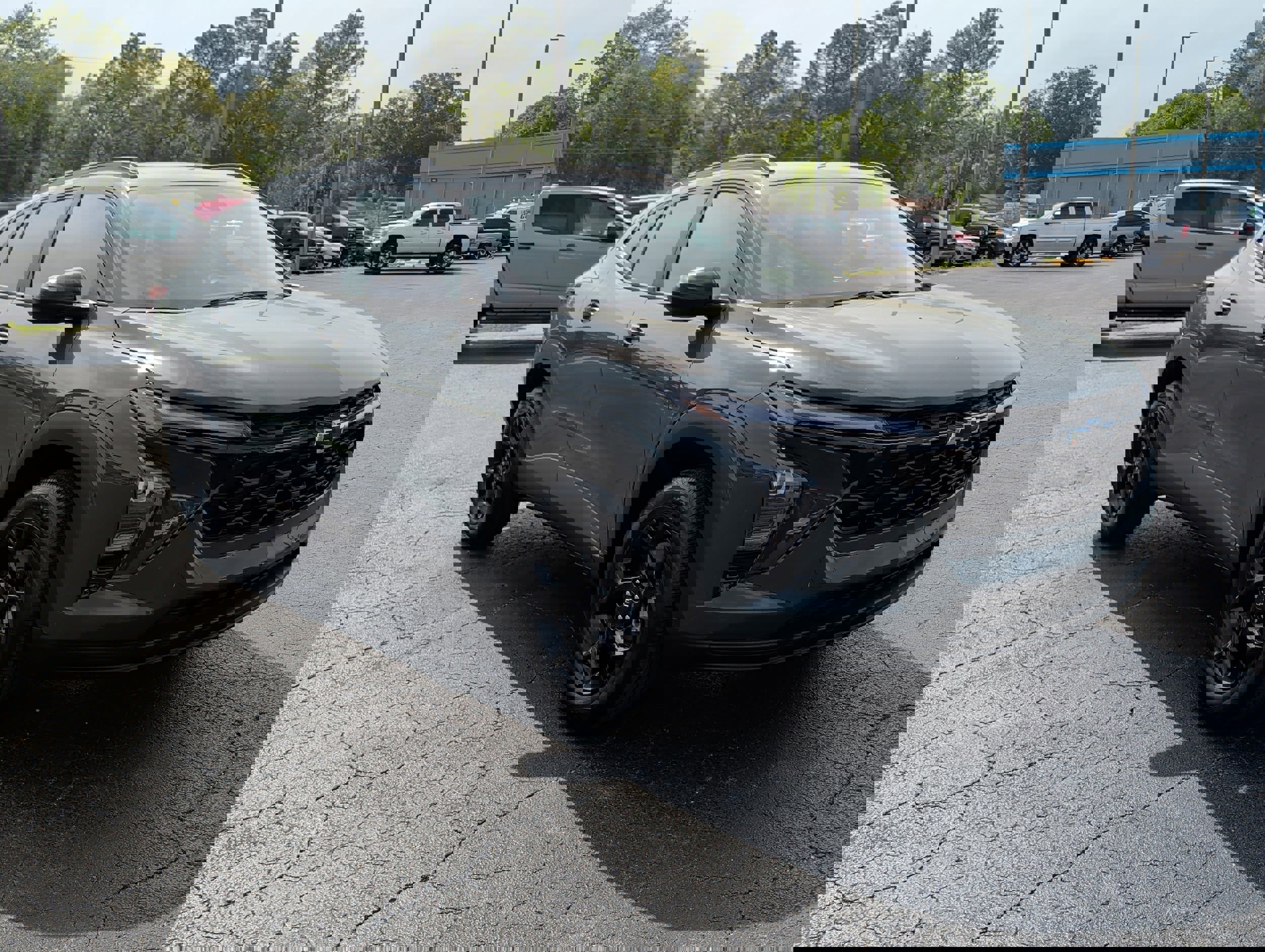 New 2026 Chevrolet Trax LT w/ Driver Confidence Package image 2