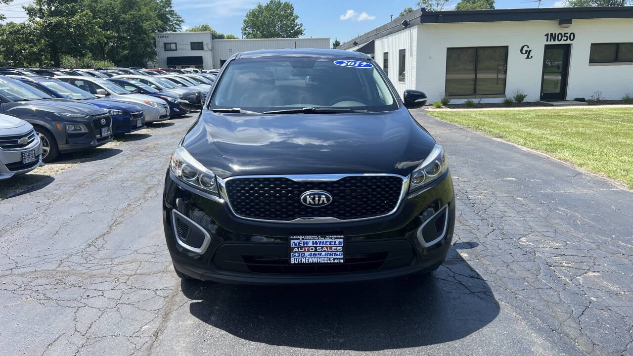 Used 2017 Kia Sorento L image 7