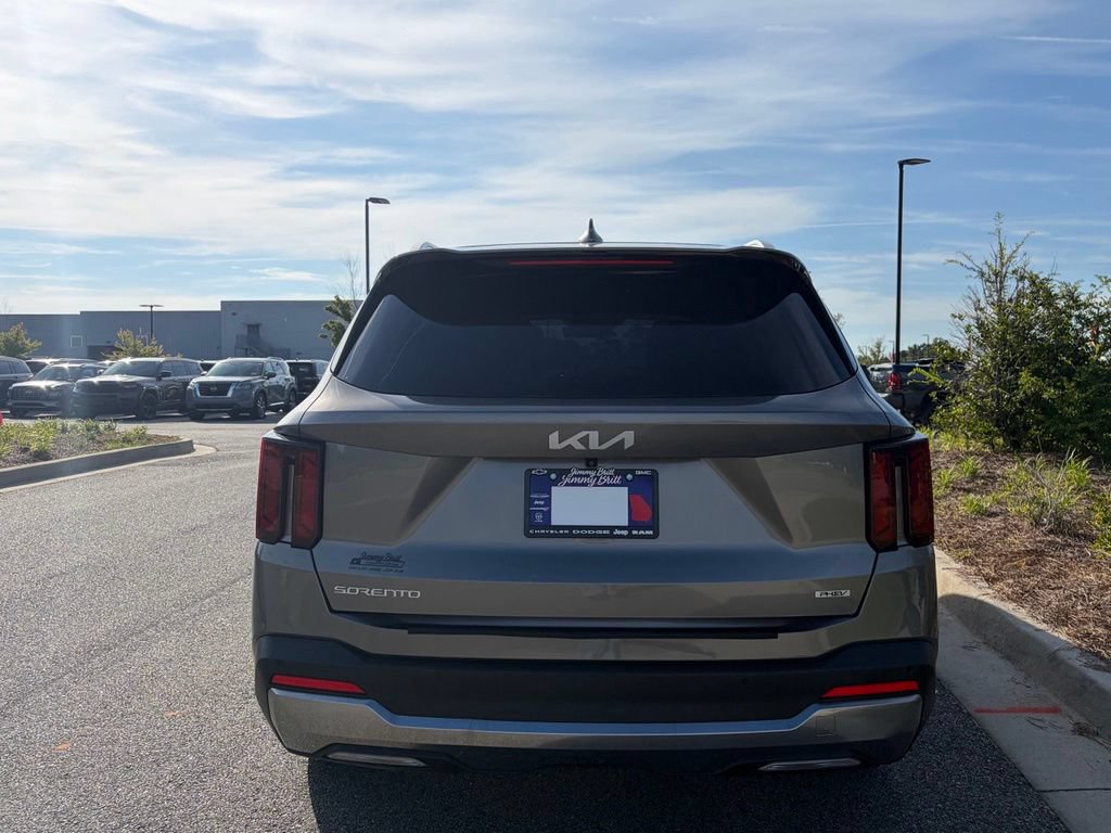 Used 2025 Kia Sorento EX AWD/4WD image 19