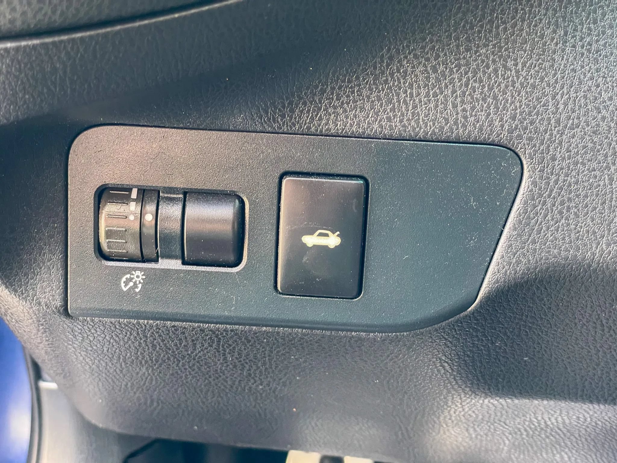 Used 2015 Scion FR-S RWD image 12