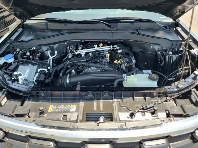 Used 2026 Ford Explorer Active w/ Active Comfort Package RWD image 24