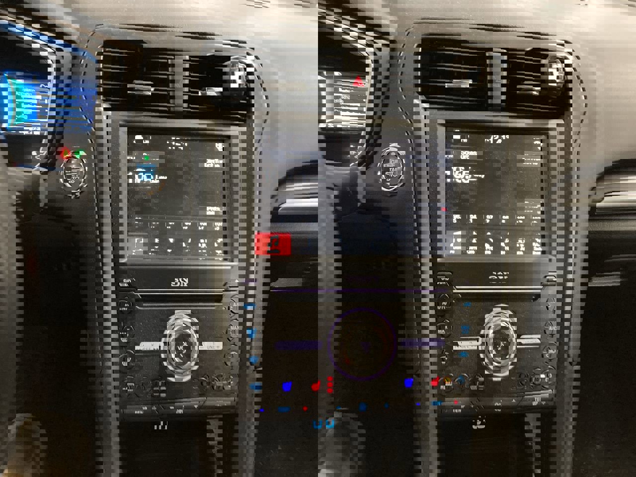 Used 2019 Ford Fusion Energi Titanium image 14