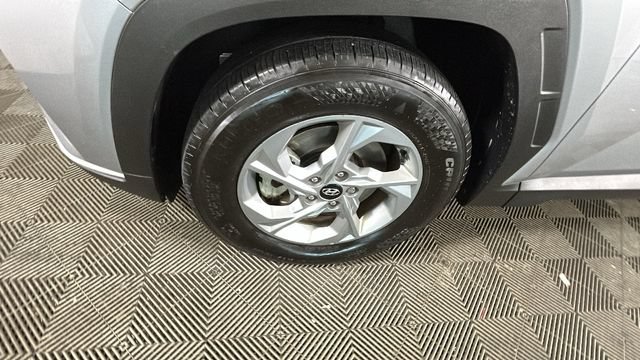 Certified 2023 Hyundai Tucson SE FWD image 9