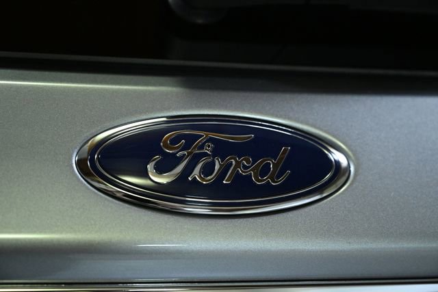 Used 2022 Ford Explorer Limited image 10