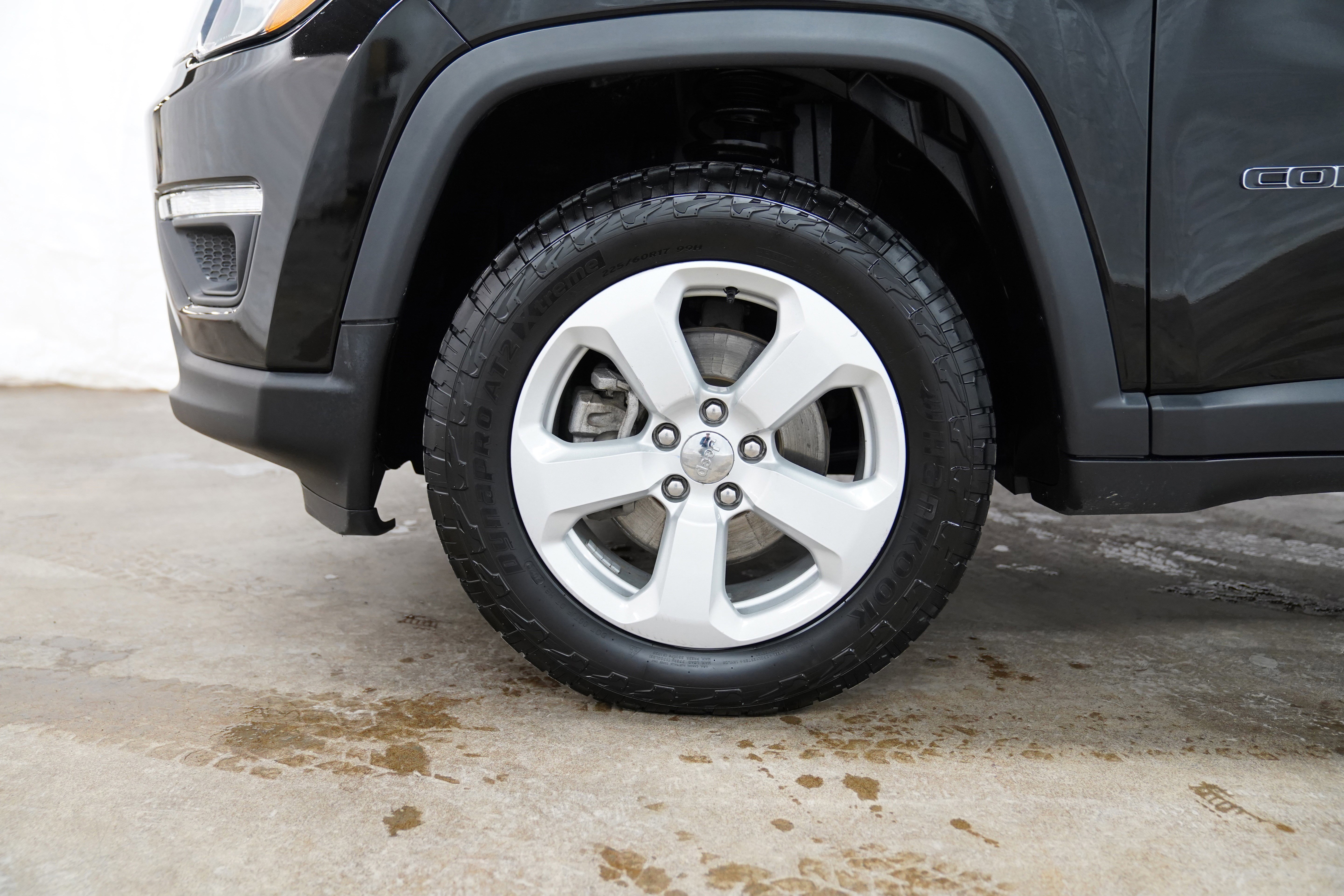 Used 2020 Jeep Compass Latitude w/ Cold Weather Group image 15