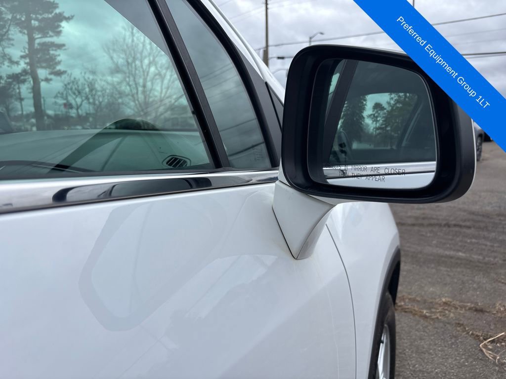 Used 2018 Chevrolet Trax LT w/ LT Convenience Package image 10