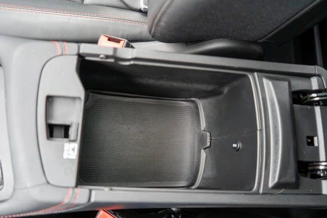 Used 2023 Dodge Durango GT image 37