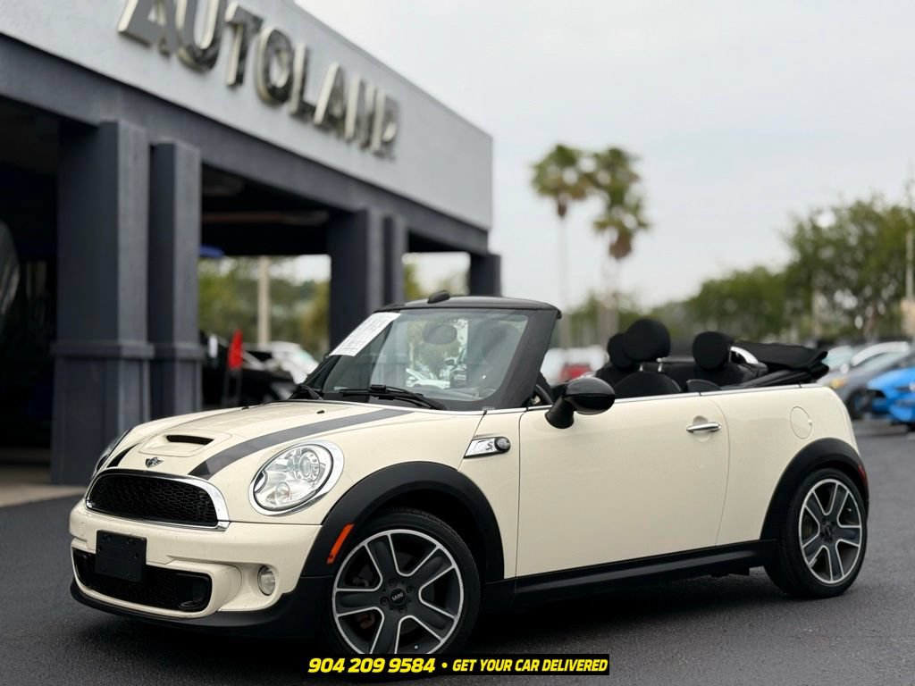Used 2014 MINI Cooper S FWD image 2