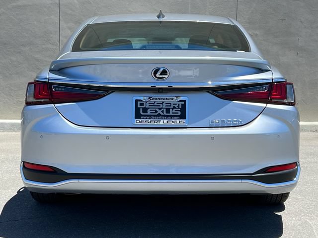 Used 2025 Lexus ES 300h w/ Premium Package FWD image 9