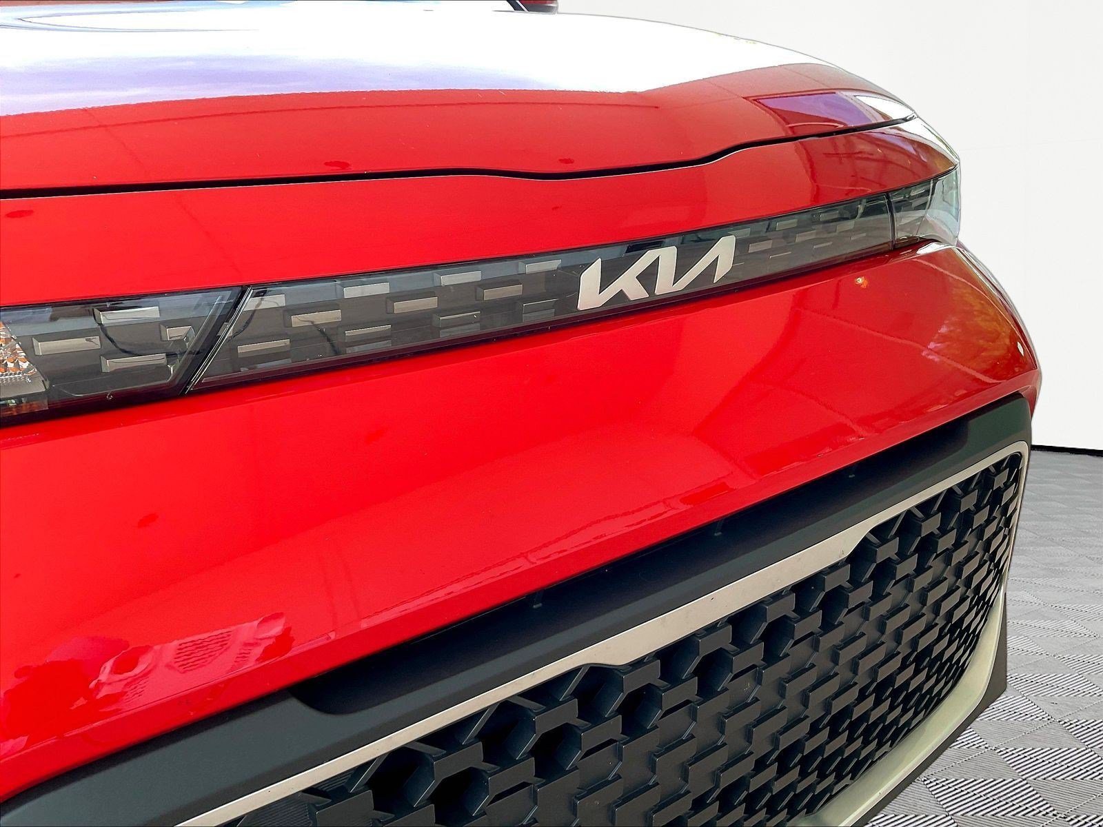 Used 2023 Kia Soul LX FWD image 29