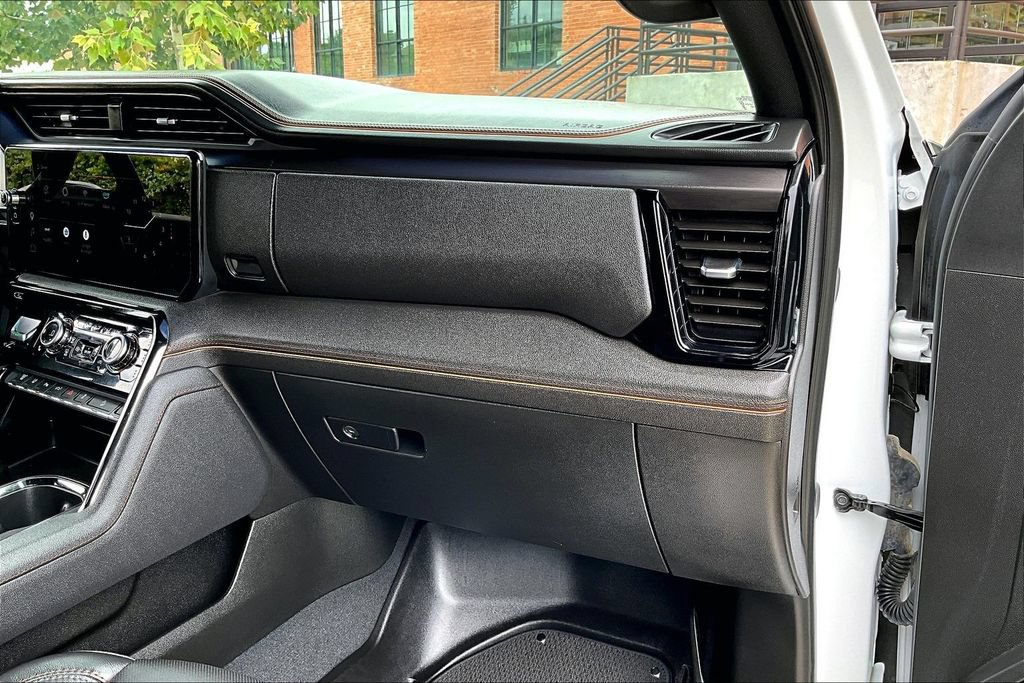 Used 2025 GMC Sierra 2500 AT4 AWD/4WD image 20