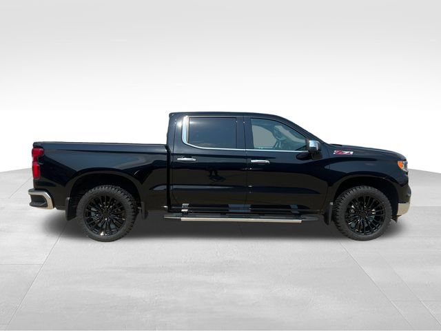 Certified 2022 Chevrolet Silverado 1500 LTZ w/ LTZ Premium Package AWD/4WD image 8