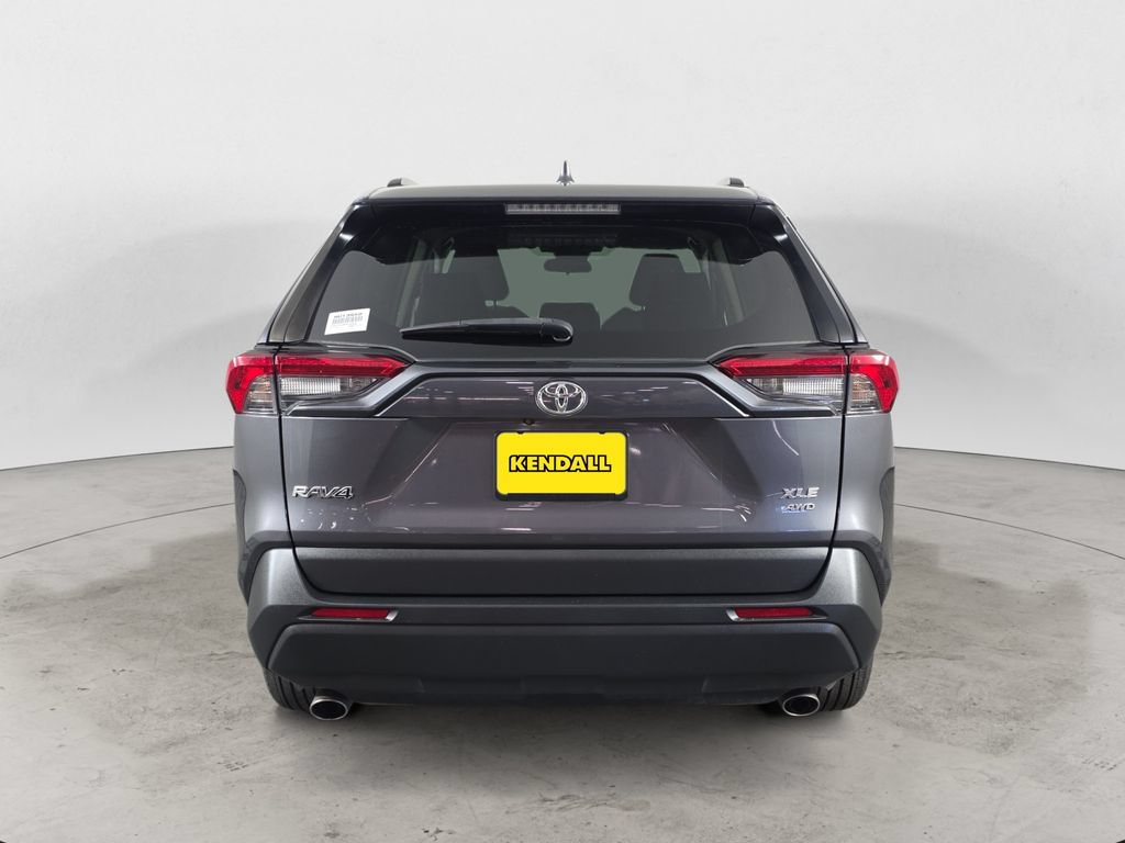 Used 2024 Toyota RAV4 XLE AWD/4WD image 6