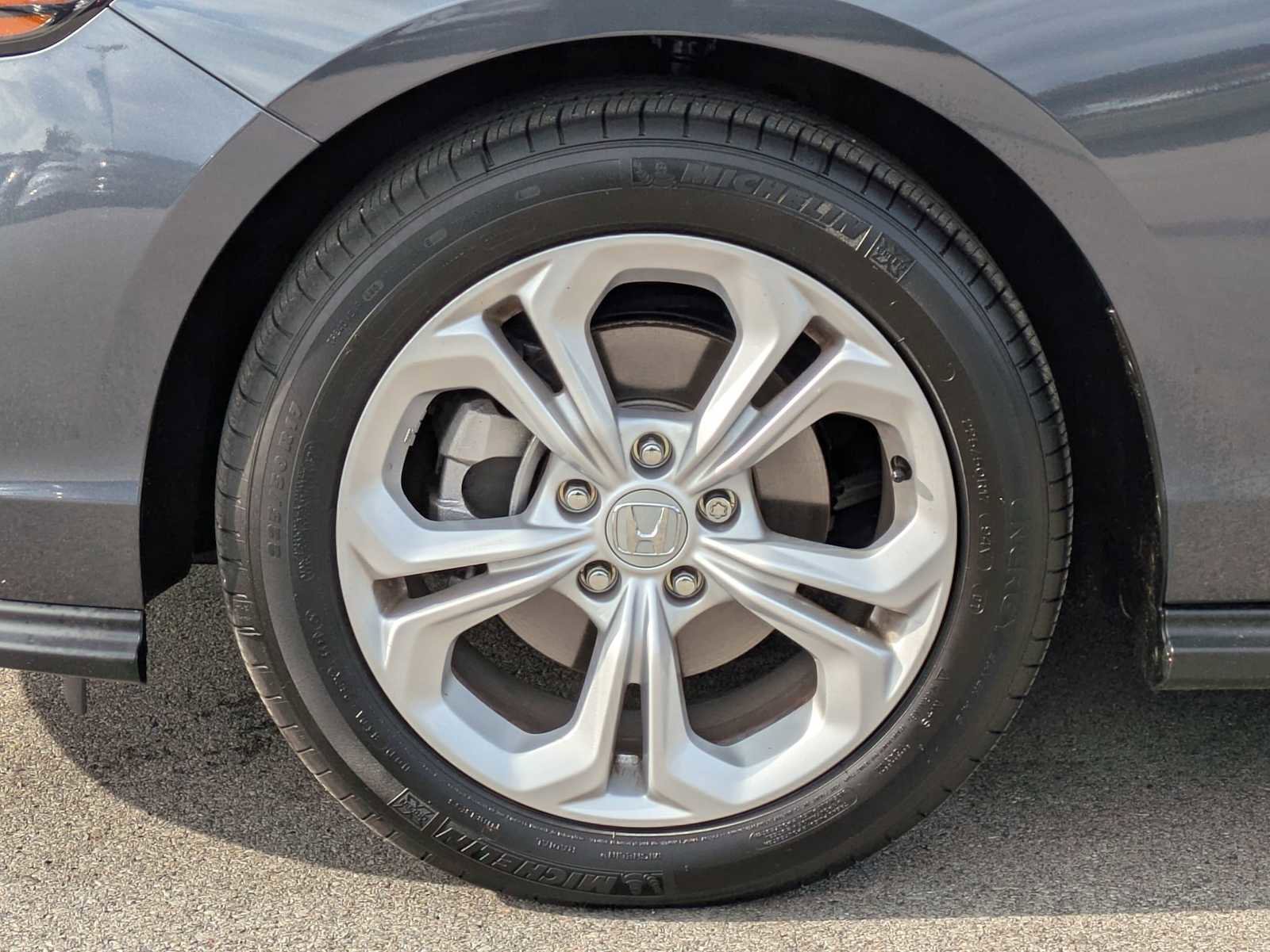 Certified 2025 Honda Accord LX image 13