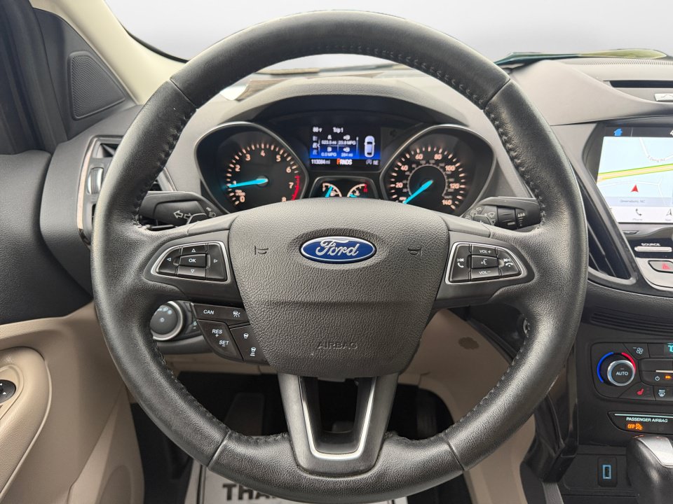 Used 2017 Ford Escape Titanium FWD image 10