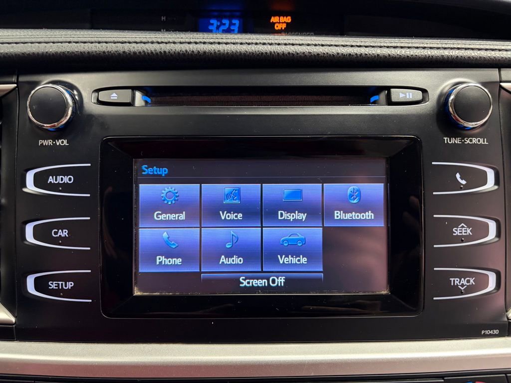 Used 2015 Toyota Highlander LE image 15