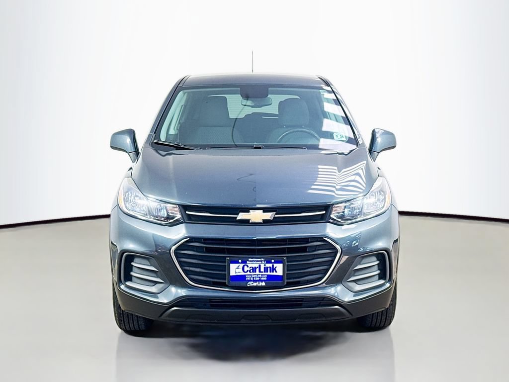 Used 2021 Chevrolet Trax LS w/ Tint and Cruise Package AWD/4WD image 2