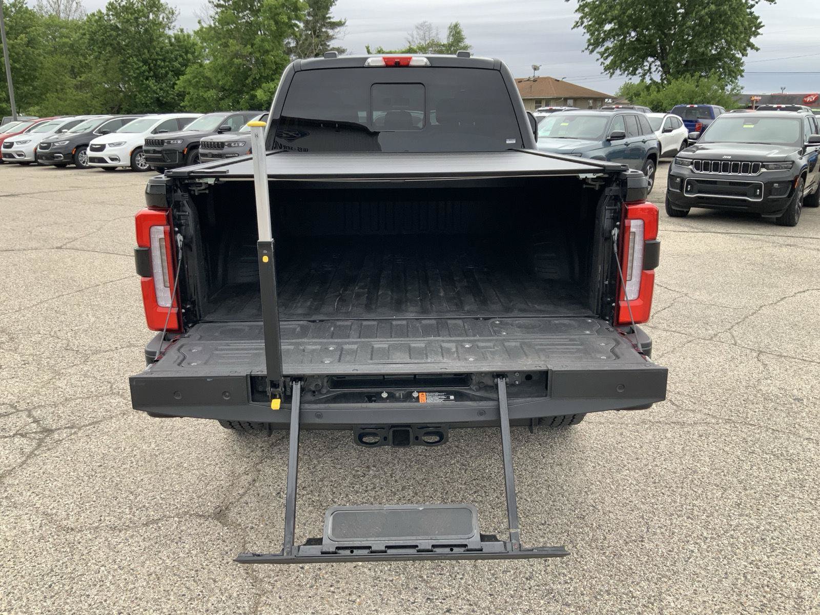 Used 2024 Ford F350 Limited w/ FX4 Off-Road Package AWD/4WD image 12