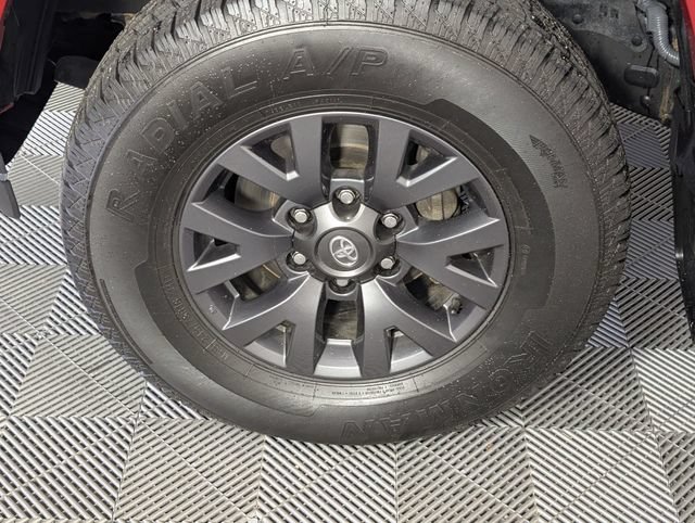 Used 2023 Toyota Tacoma SR5 AWD/4WD image 8