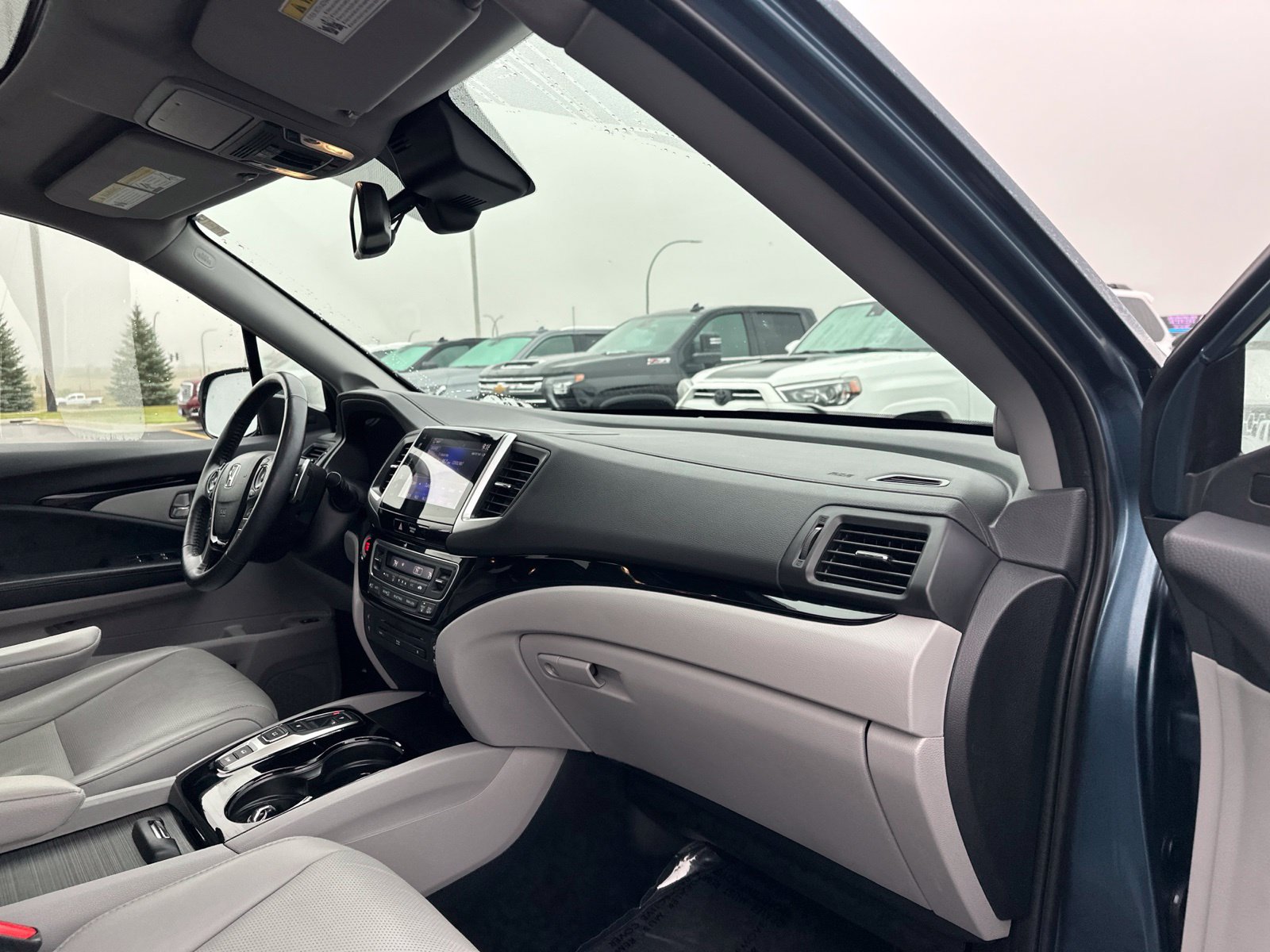 Used 2017 Honda Pilot Elite image 46