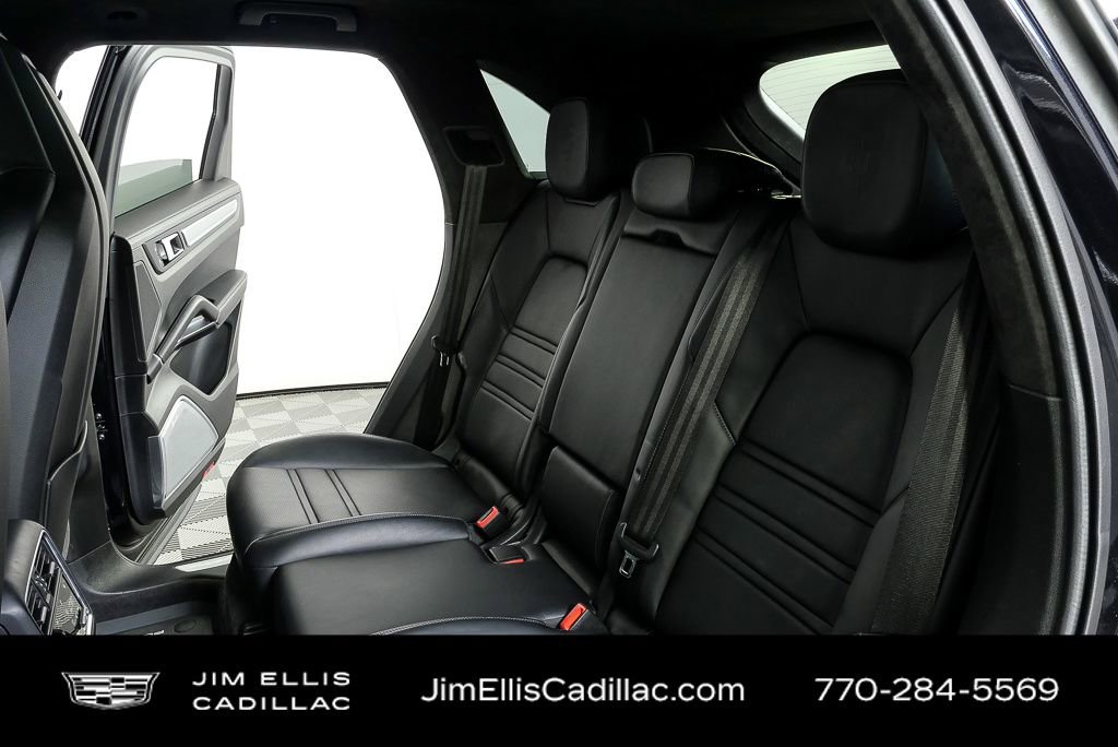Used 2021 Porsche Cayenne Turbo S w/ Premium Package Plus image 24