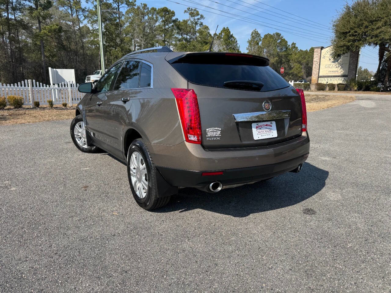 Used 2014 Cadillac SRX Luxury image 31